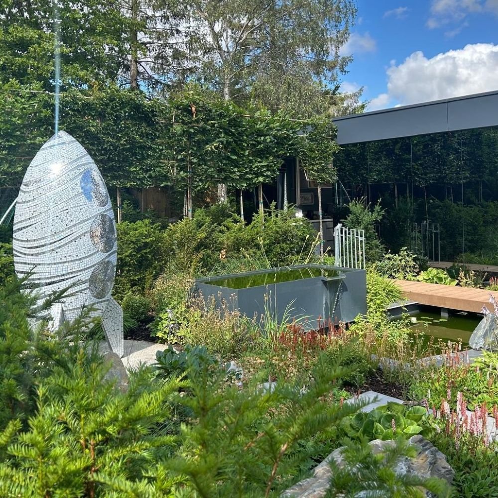 Richard Ford Garden, landscaping on shottery front and back garden with pool sq